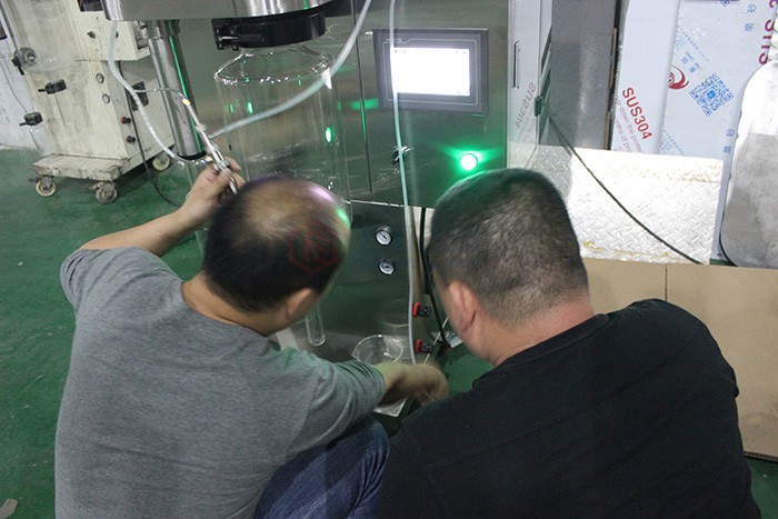 小型噴霧干燥機采用的技術有哪些方面？
